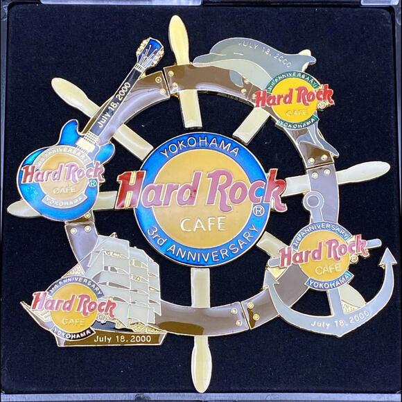 Hard Rock Cafe Yokohama Japan 3rd Anniversary July 18, 2000 ~ 5 Piece Puzzle Pin - Picture 1 of 9